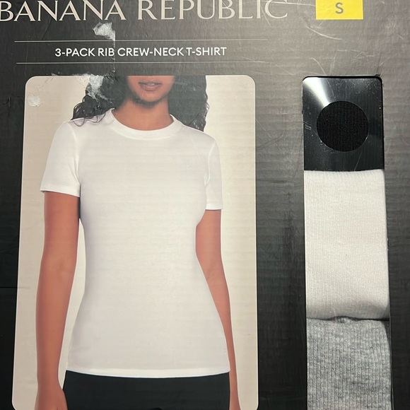 Open box Banana Republic Women's Ribbed Crewneck T-Shirt, 3-pack soft M L XL - Picture 6 of 6